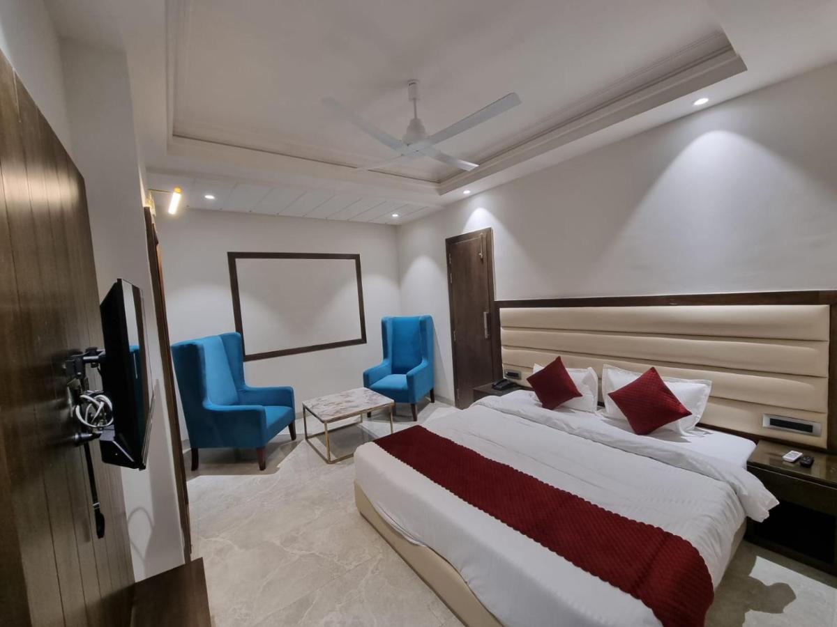 Luxe Resorts - Centrally Heated Air Conditioned Hotel In The Heart Of Kasauli Εξωτερικό φωτογραφία