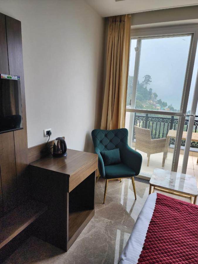 Luxe Resorts - Centrally Heated Air Conditioned Hotel In The Heart Of Kasauli Εξωτερικό φωτογραφία