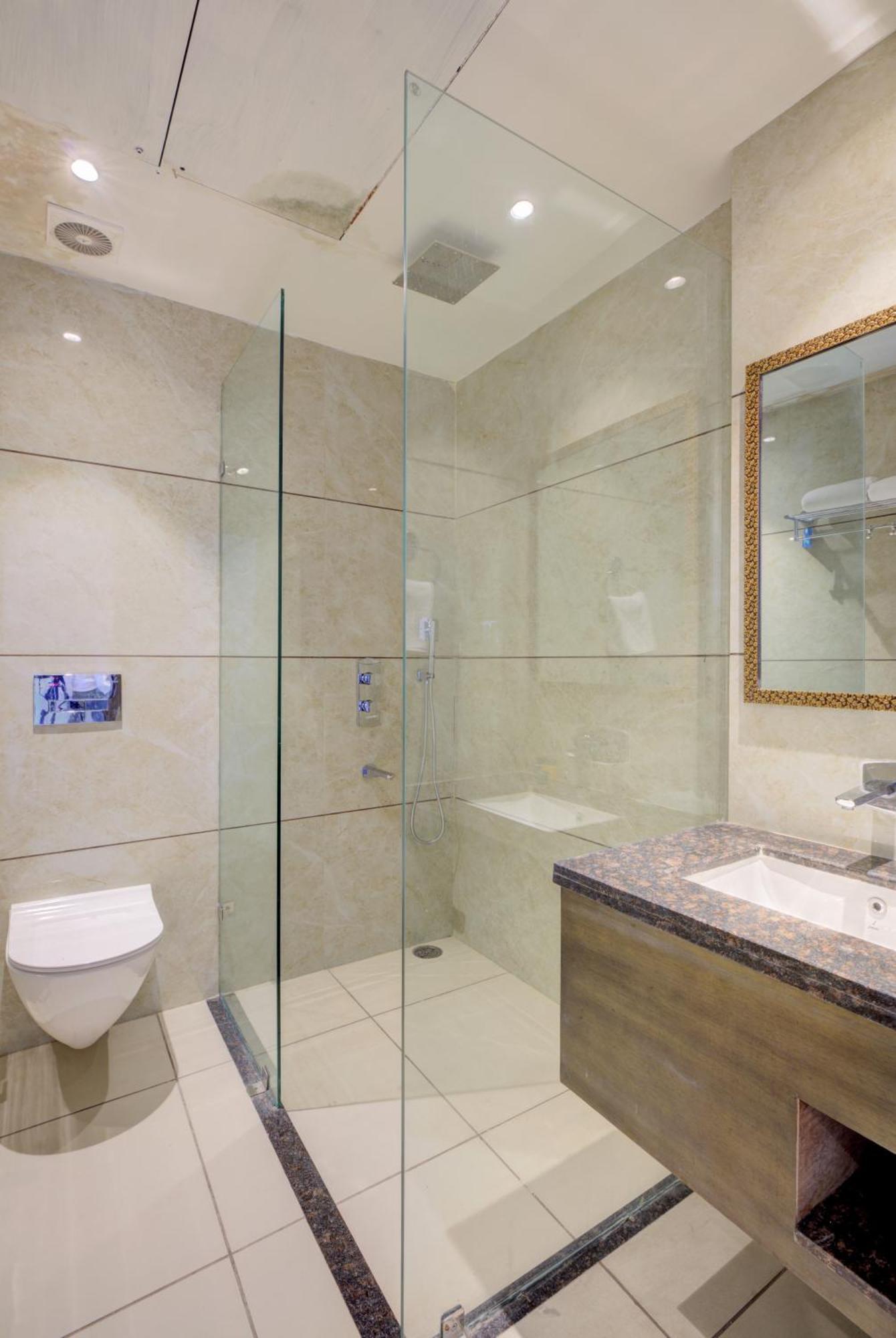 Luxe Resorts - Centrally Heated Air Conditioned Hotel In The Heart Of Kasauli Εξωτερικό φωτογραφία